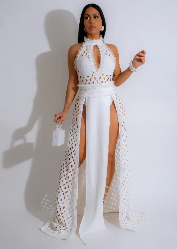 About That Maxi Dress White Elegant Maxi Dress with Ruffles