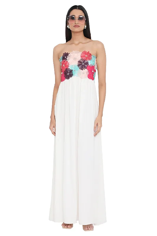 Off White 3D Flower Embroidered Maxi Dress Stylish V-Neck Maxi Dress