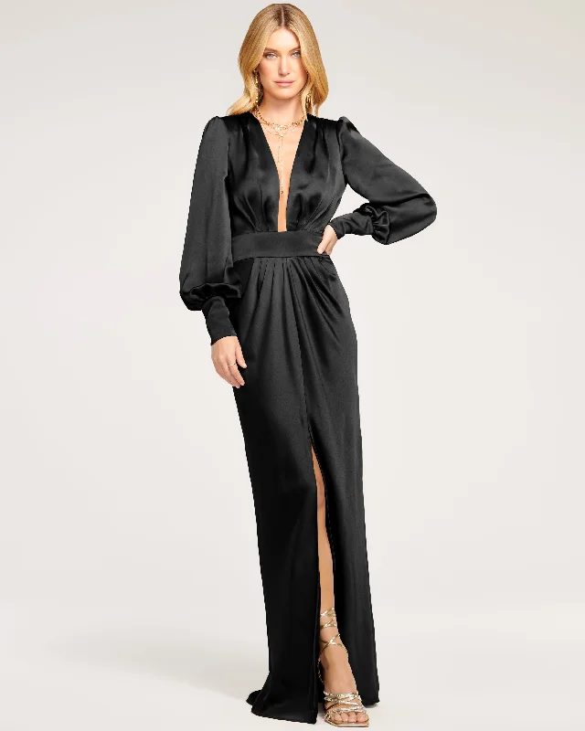 Madelane Plunging Maxi Dress Chic Off-Shoulder Maxi Dress