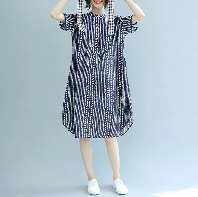 stylish blue floral Midi-length cotton dress plus size clothing cotton maxi dress Fine short sleeve pockets Stand baggy dresses Classic V-Neck Maxi Dress stylish blue floral Midi-length cotton dress plus size clothing cotton maxi dress Fine short sleeve pockets Stand baggy dresses Classic V-Neck Maxi Dress